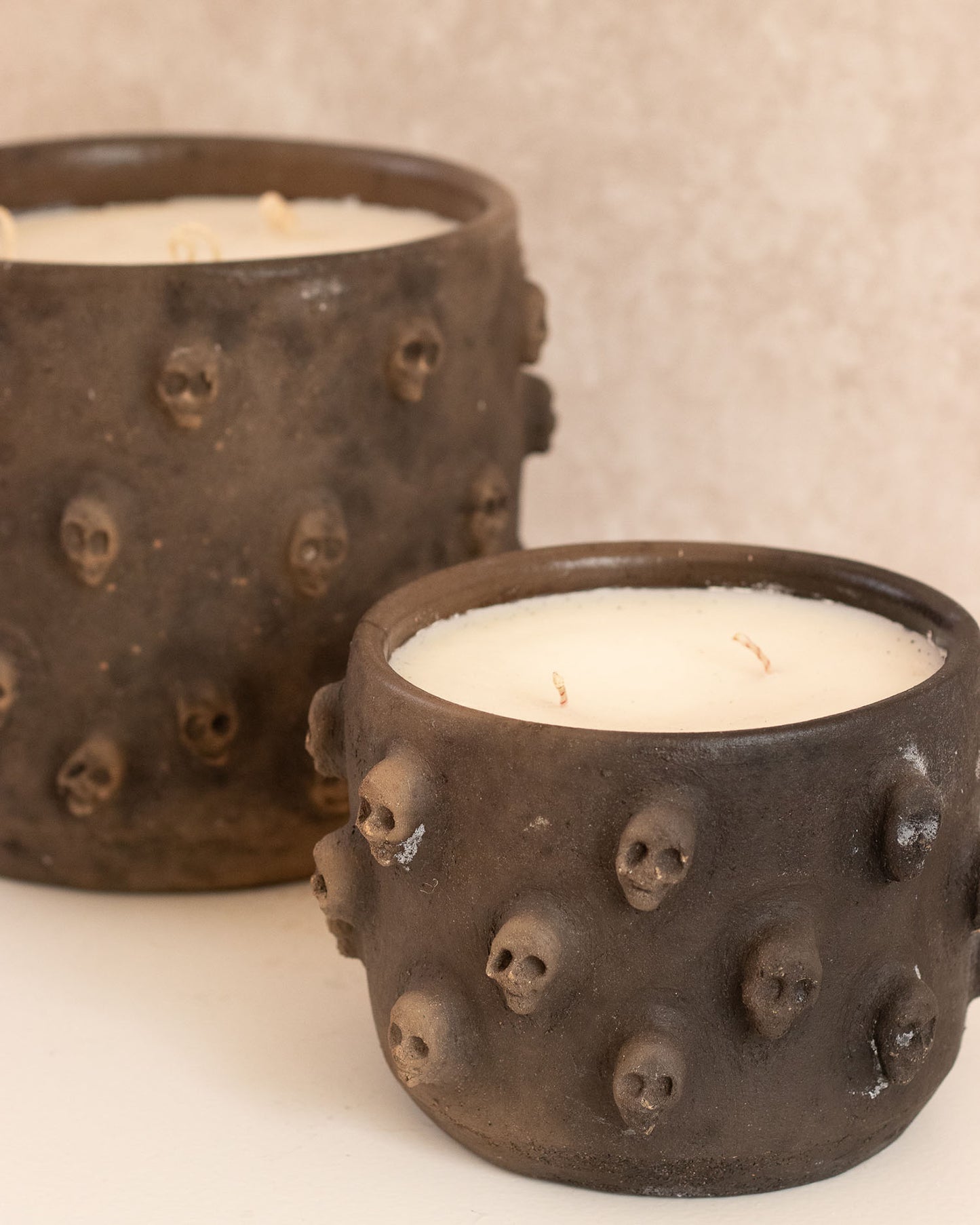 Candle "Skull" large
