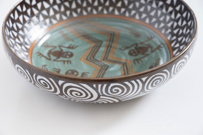 Plate with fretwork design. Large