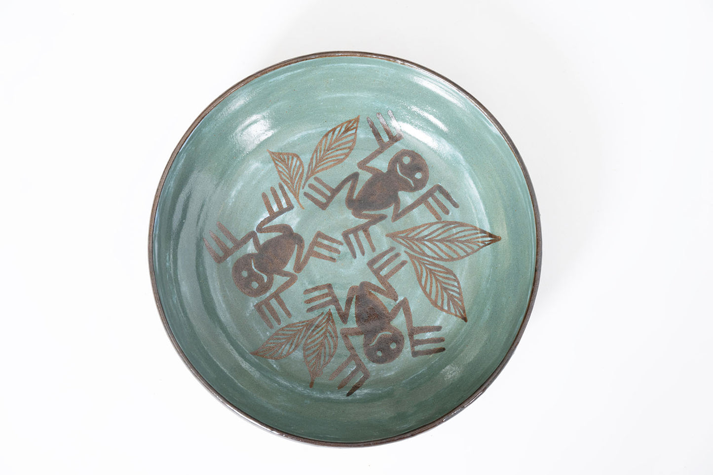 Plate with insect design. Small