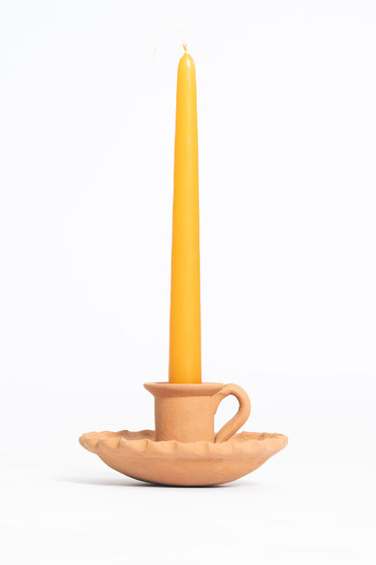 Dish design candle holder